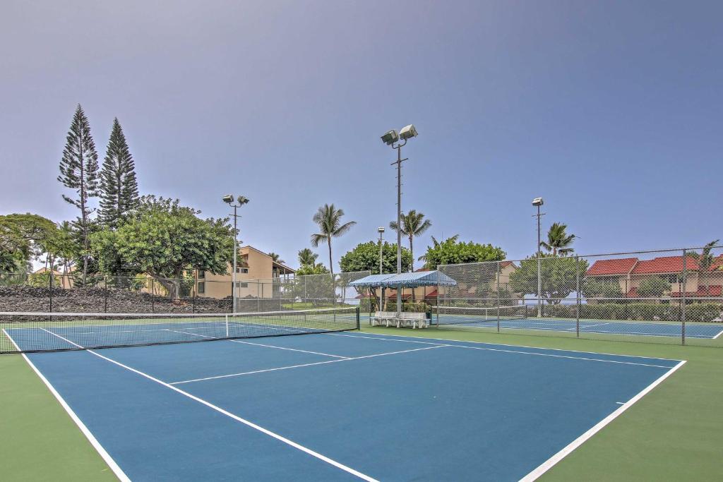Tropical Kailua Kona Townhome - Walk to Coast! - image 7