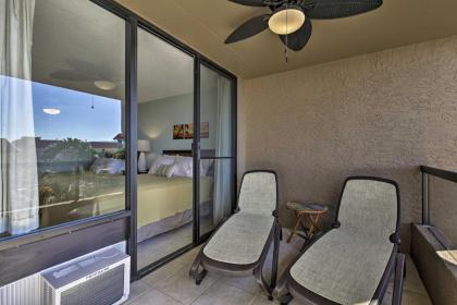Remodeled Ocean View Downtown Kona Condo with Balcony - image 10