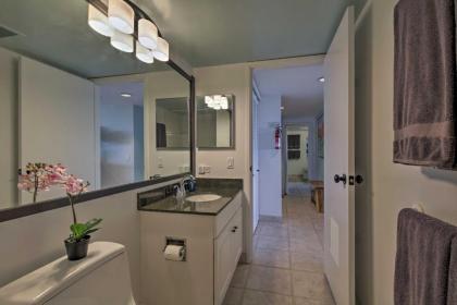 Remodeled Ocean View Downtown Kona Condo with Balcony - image 6