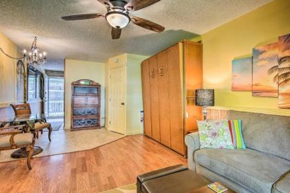 Kailua-Kona Islander Studio with Lanai and Community Pool! - image 18