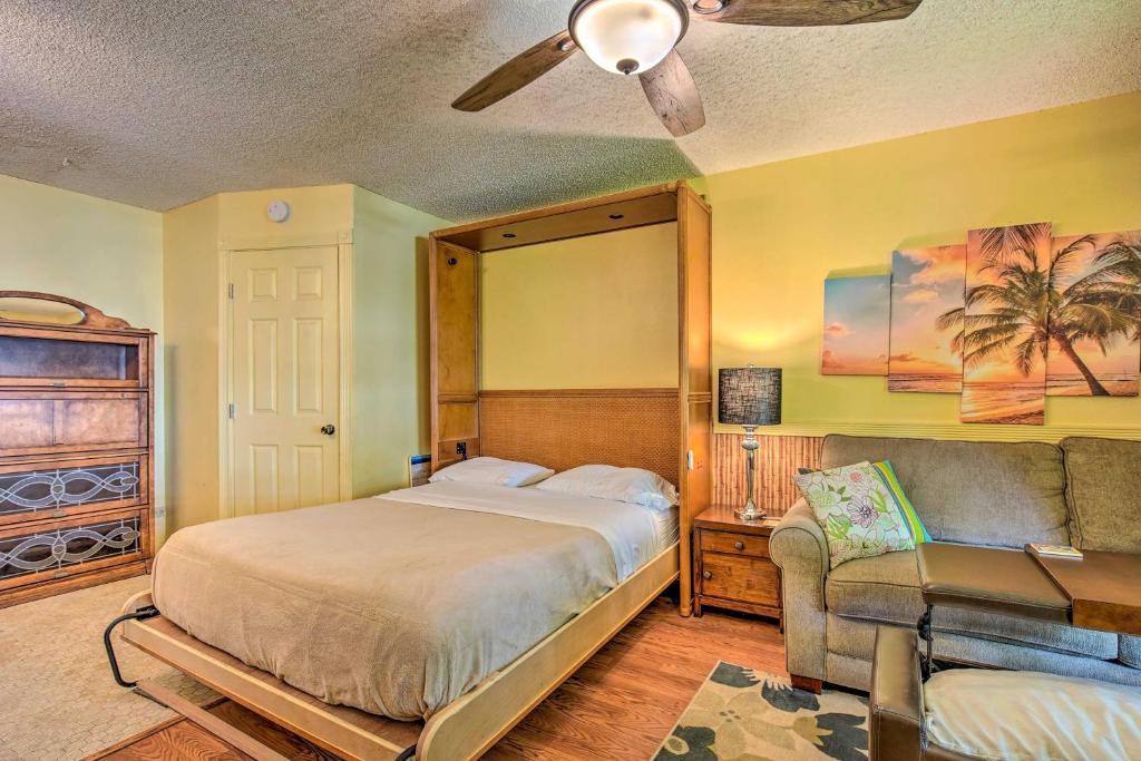 Kailua-Kona Islander Studio with Lanai and Community Pool! - image 5