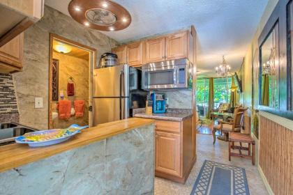 Kailua-Kona Islander Studio with Lanai and Community Pool! - image 9
