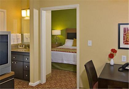 TownePlace Suites Kalamazoo - image 10