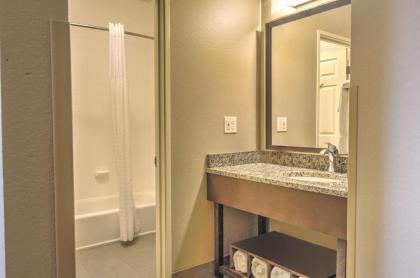 Best Western Plus Kalispell/Glacier Park West Hotel & Suites - image 9
