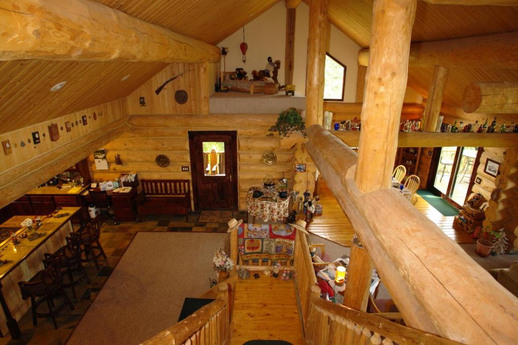 The Garrison Inn - image 5