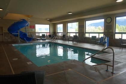 Country Inn & Suites by Radisson Kalispell MT - Glacier Lodge - image 6