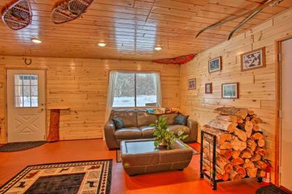 Hunters Dream Lodge on 400 Private Acres! - image 12