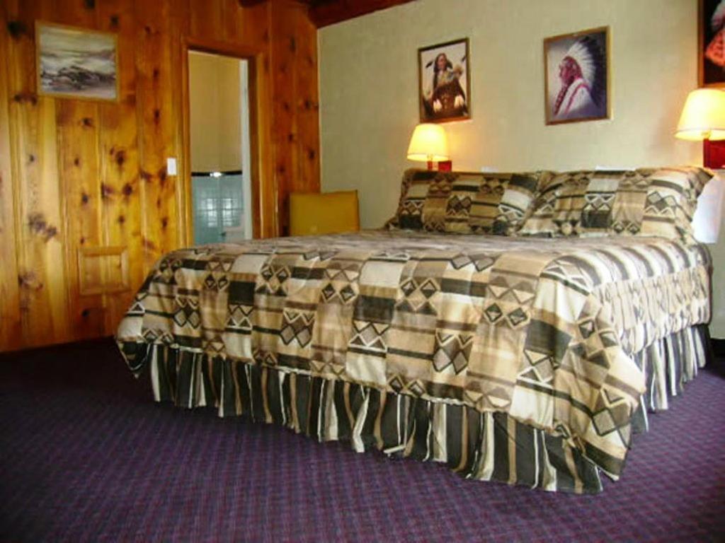 Redrock Country Inn - image 4