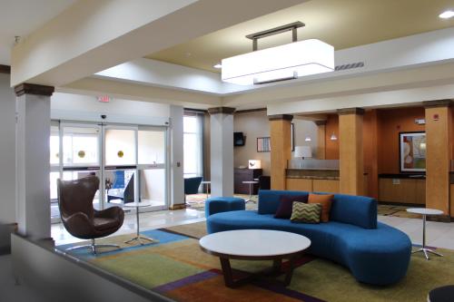 Fairfield Inn & Suites by Marriott Kansas City Liberty - image 3