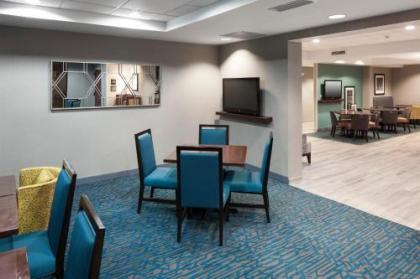 Hampton Inn Kansas City Liberty - image 4