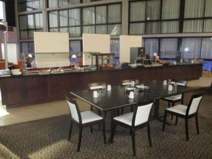 SureStay Plus Hotel by Best Western Kansas City Northeast - image 3