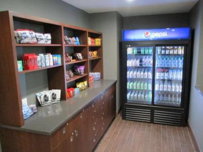 Best Western Premier Kansas City Sports Complex Hotel - image 4