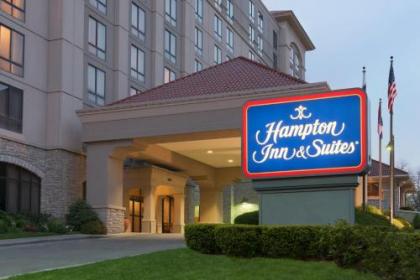 Hampton Inn  Suites Country Club Plaza Kansas City