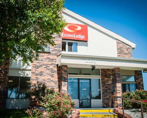 Econo Lodge Kansas City Downtown North - image 4