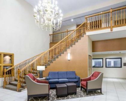 Comfort Suites Kansas City - image 5