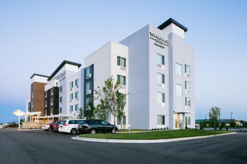 TownePlace Suites by Marriott Kansas City Airport - main image