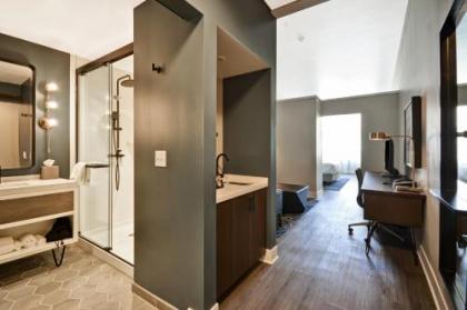 Hotel Indigo Kansas City - The Crossroads an IHG Hotel - image 4