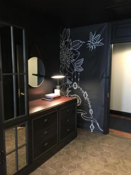 Crossroads Hotel - image 3