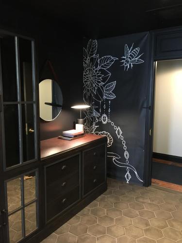 Crossroads Hotel - image 3