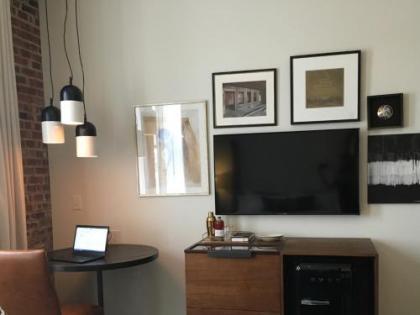Crossroads Hotel - image 4