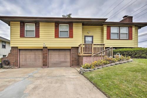 Pet-Friendly Getaway with Yard - 12Mi to Downtown KC - main image