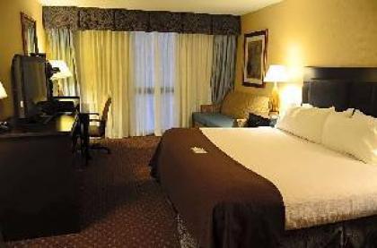 SureStay Plus Hotel by Best Western Kansas City Northeast Kansas City