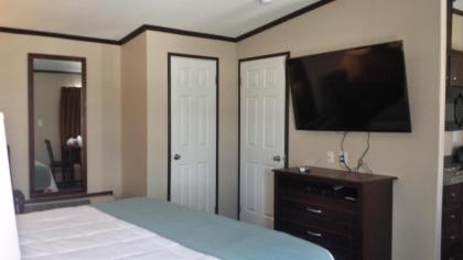 Instalodge Hotel and Suites Karnes City - image 13