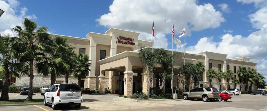 Hampton Inn and Suites Houston-Katy - main image