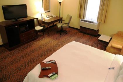 Hampton Inn and Suites Houston-Katy - image 4