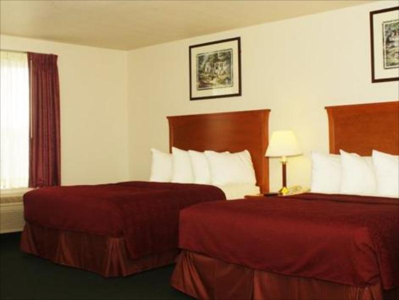 Quality Inn Kearney - image 5