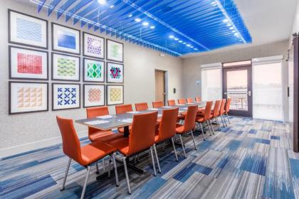 Holiday Inn Express & Suites Kearney an IHG Hotel - image 15