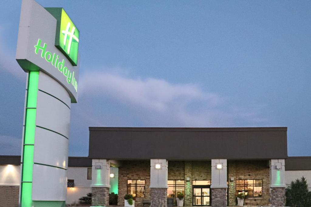 Holiday Inn Kearney an IHG Hotel - main image