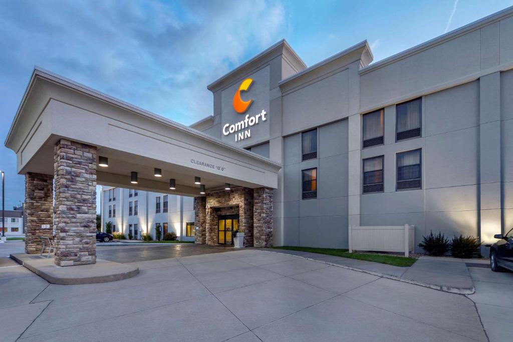 Comfort Inn Kearney I-80 - image 4