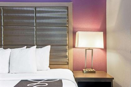La Quinta by Wyndham Kearney - image 10