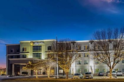 La Quinta by Wyndham Kearney - image 3