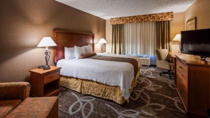 Best Western Plus Mid Nebraska Inn & Suites - image 14