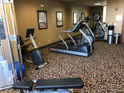 Best Western Plus Mid Nebraska Inn & Suites - image 3