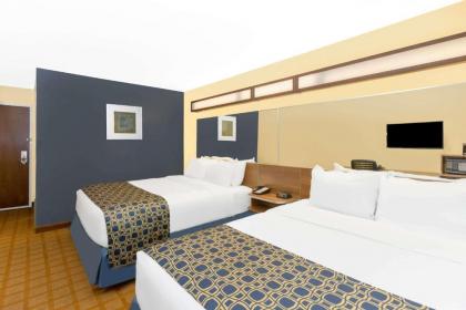 Microtel Inn & Suites - Kearney - image 10