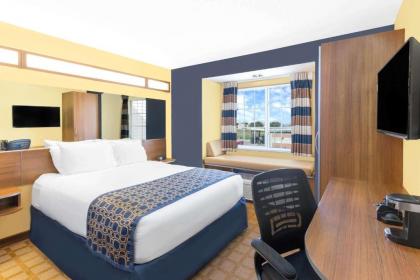Microtel Inn & Suites - Kearney - image 11