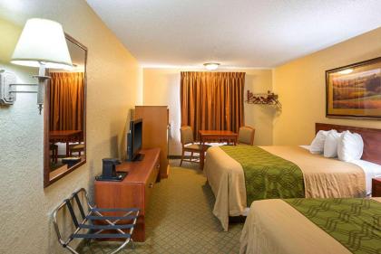 Rodeway Inn & Suites Kearney - image 8