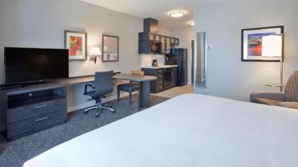 Candlewood Suites Kearney an IHG Hotel - image 10