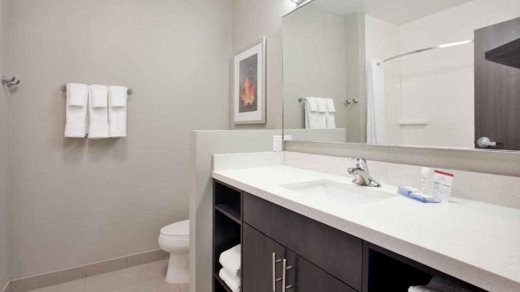 Candlewood Suites Kearney an IHG Hotel - image 5