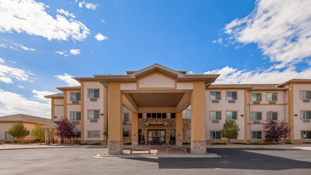 Best Western PLUS Fossil Country Inn & Suites - main image