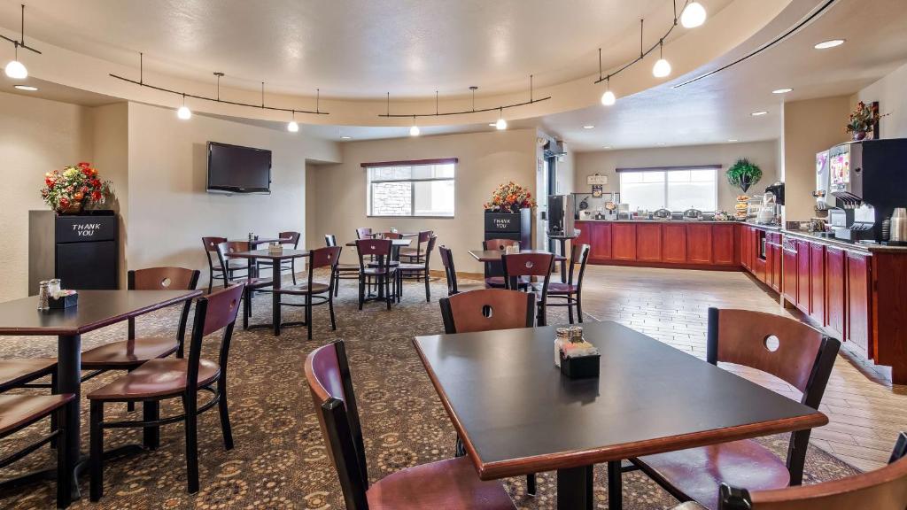 Best Western PLUS Fossil Country Inn & Suites - image 7