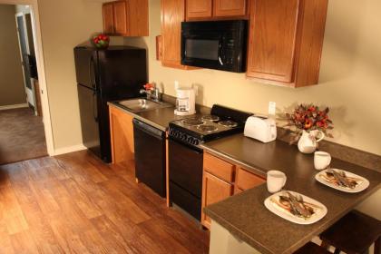 Eagles Den Suites at Kenedy - image 7