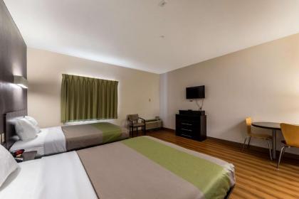 Super 8 Extended Stay by Wyndham Kenedy - image 14