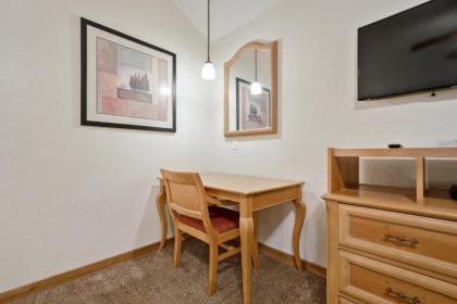 Oyo Hotel Kenedy Downtown - US 181 - image 8