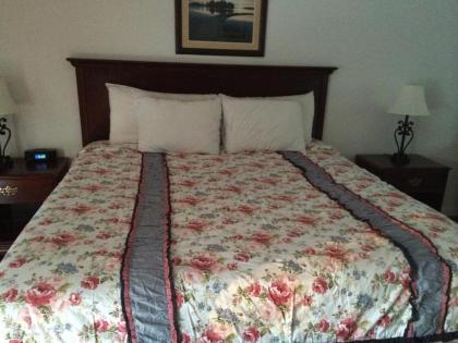 Lodge at Kennebunk - image 10