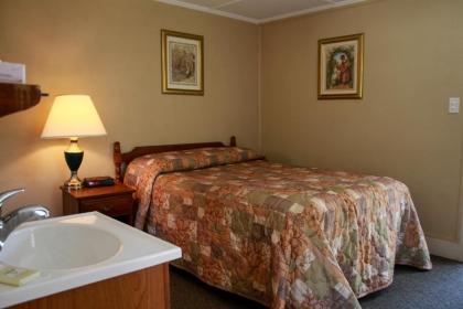 Kennebunk Gallery Motel and Cottages - image 5