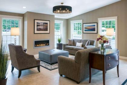 Port Inn & Suites Kennebunk Ascend Hotel Collection - image 10